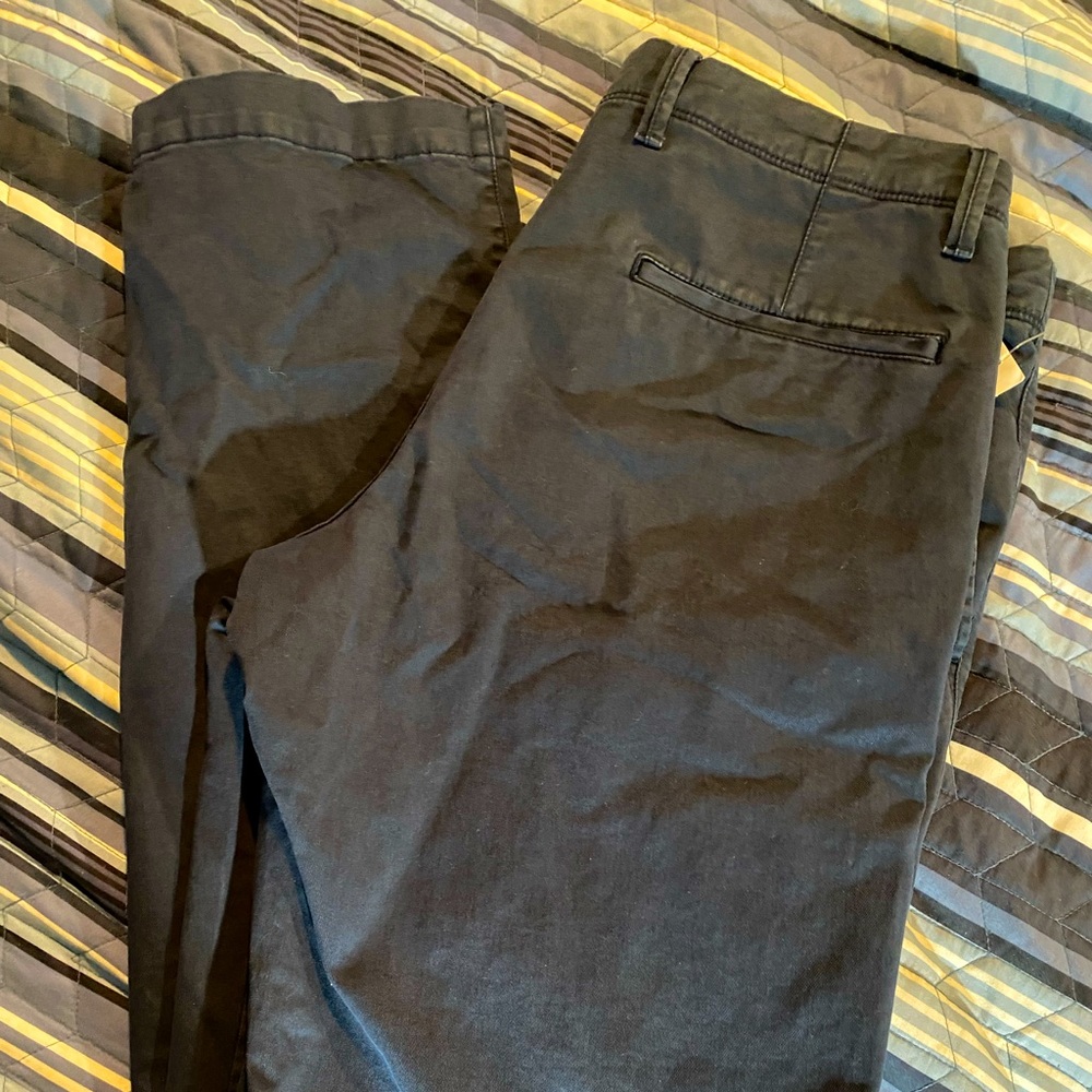 Gap straight navy men’s dress pants.